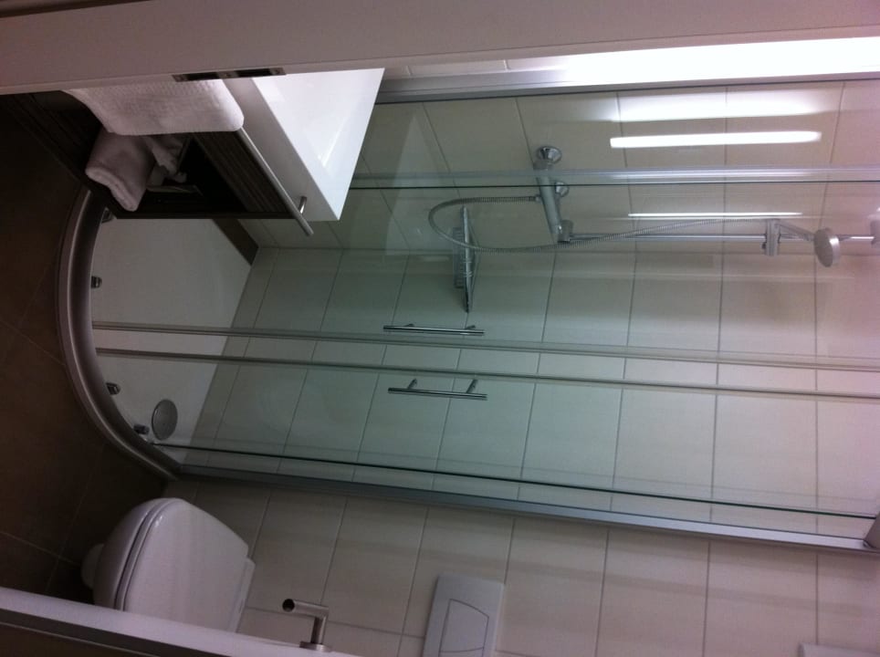 Bad im Einzelzimmer Hotel Zum Schwanen