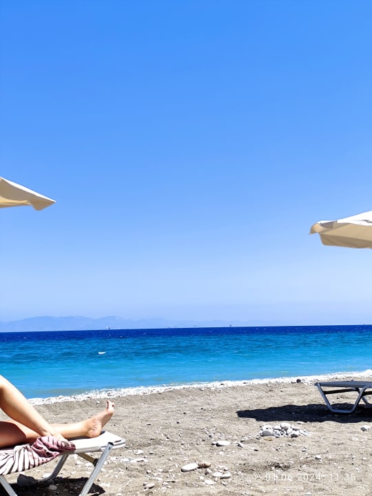 Strand Hotel Pylea Beach