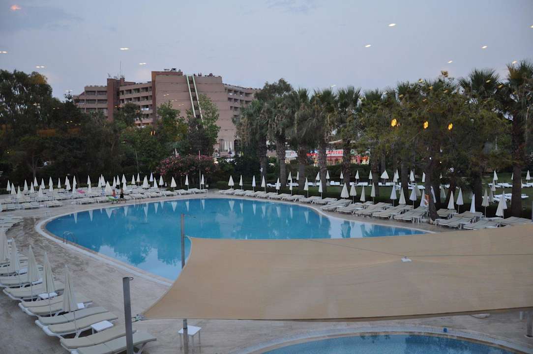 Basen w części głównej Asteria Collection Side