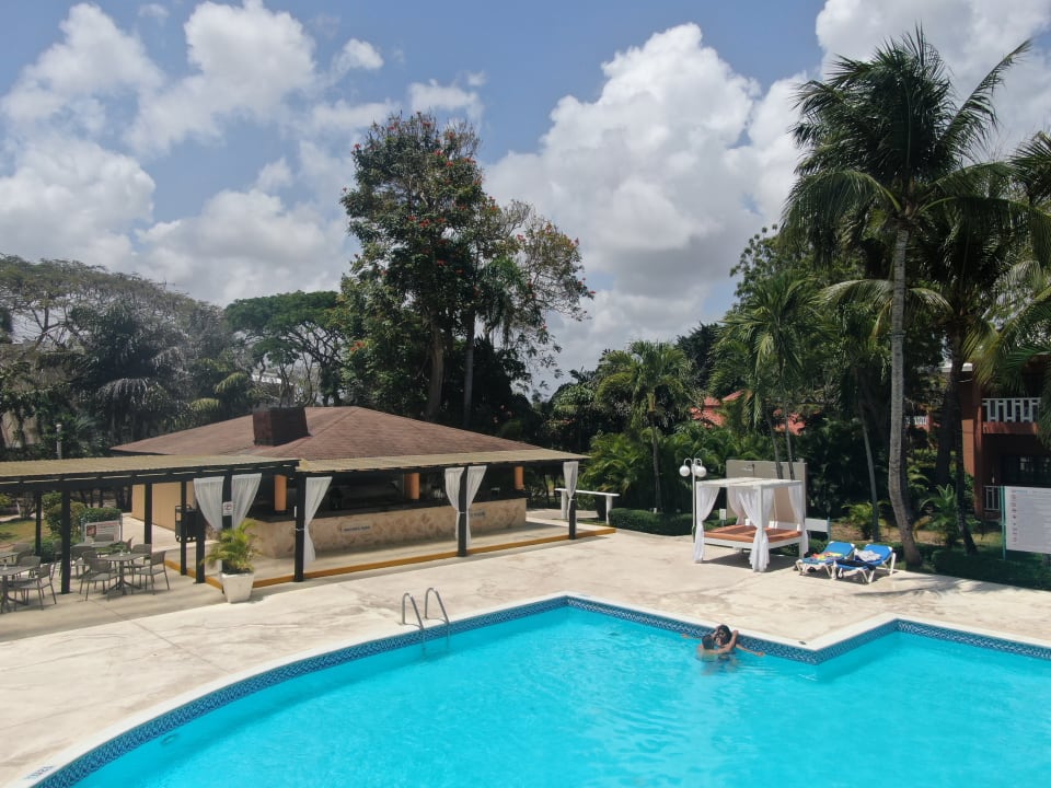 Pool BelleVue Dominican Bay