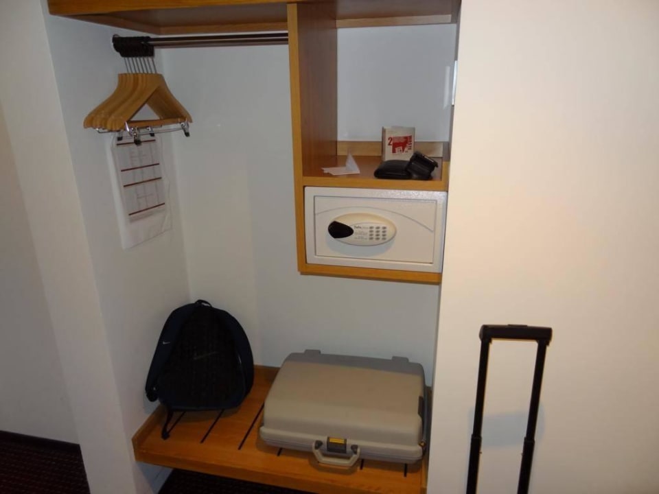 Garderobe Botanique Hotel Prague