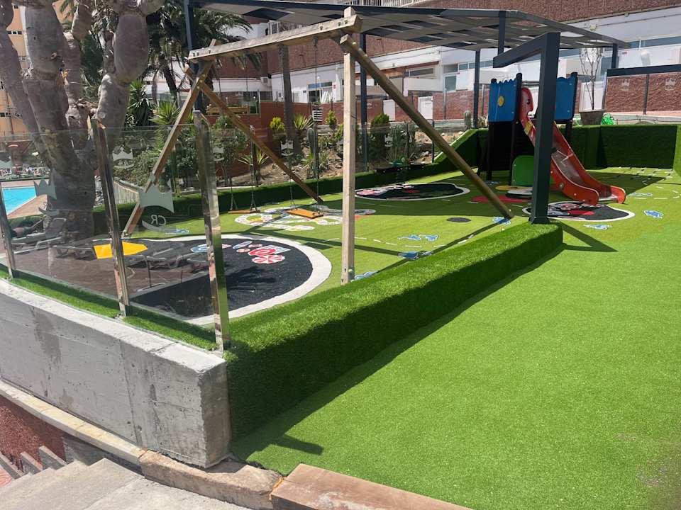 Gartenanlage Corona Roja