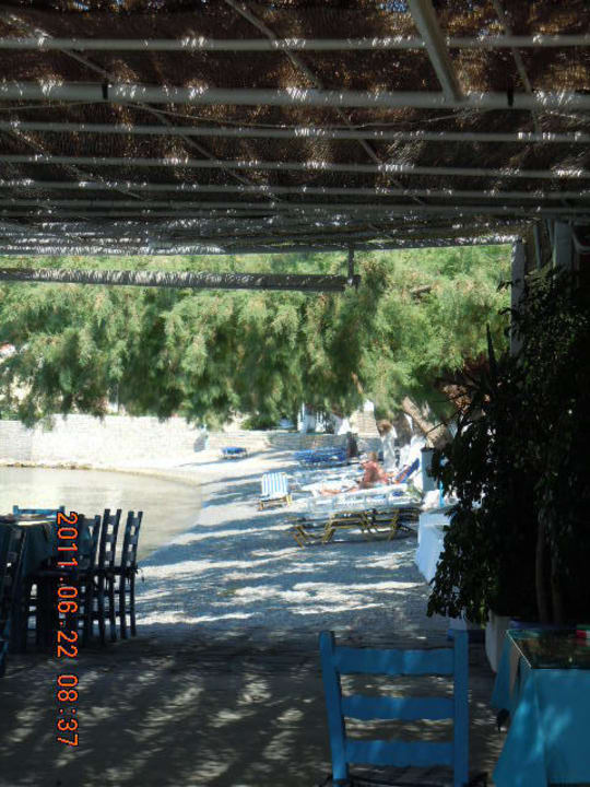 Strand von der Taverne aus Posidonio Hotel