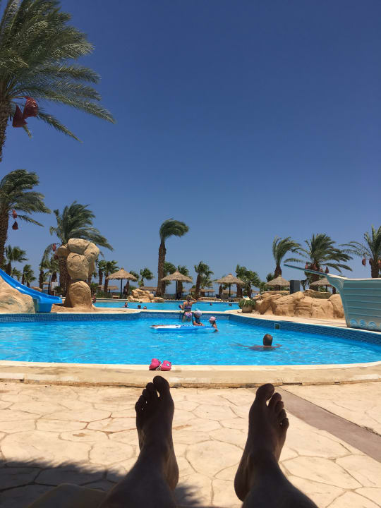 Pool Lotus Bay Beach Resort