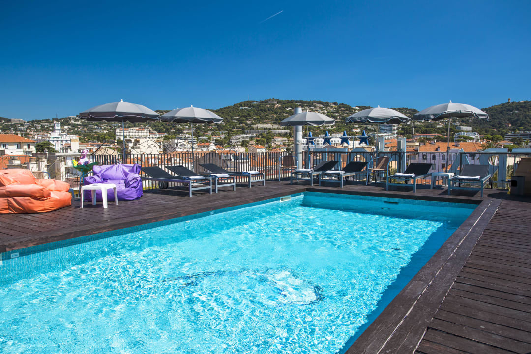 Swimming pool Best Western Plus Cannes Riviera & SPA