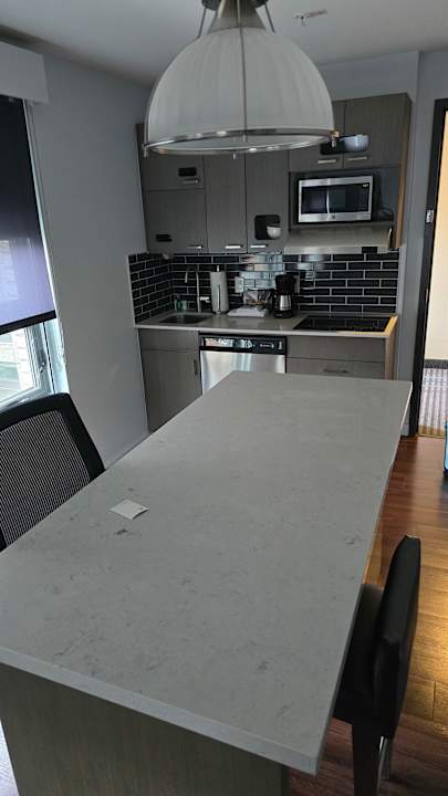 Zimmer Hyatt House Portland/Downtown