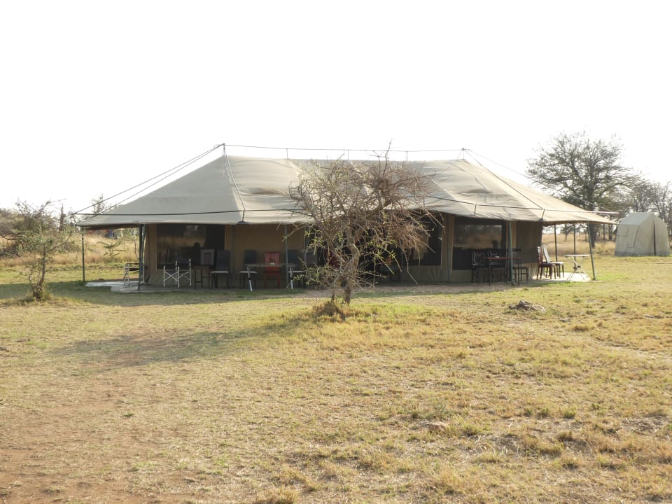 Außenansicht Serengeti Wildebeest Camp