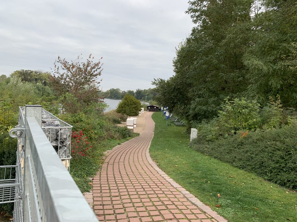 Strand Hotel Acamed Resort