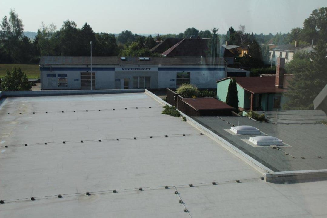 Blick nach hinten raus AKZENT Hotel Gasthof Alt Engelsdorf