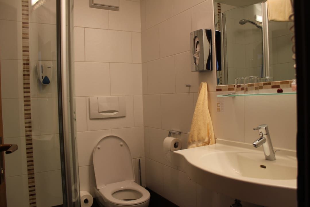 Вид ванной комнаты Hotel Weinbauer