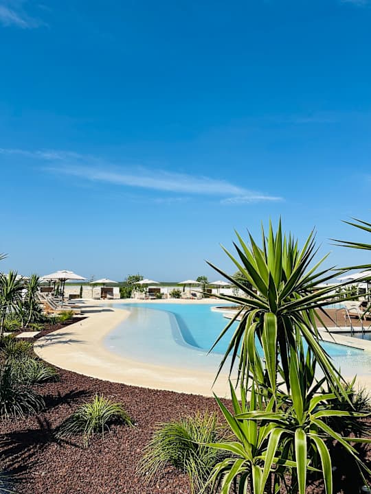 Pool Anda Barut Collection