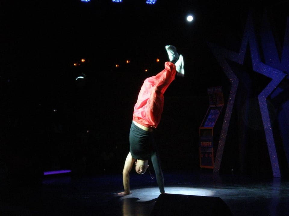 Animation "Street Dancer" Asteria Family Belek