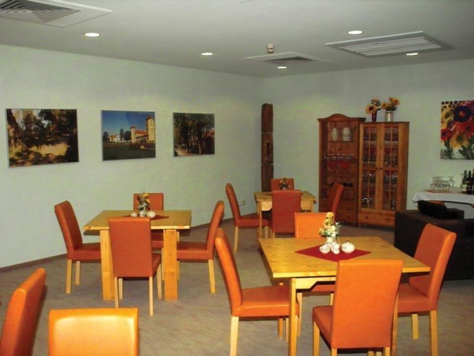 Aufenthaltsraum Keramik Hotel Rheinsberg