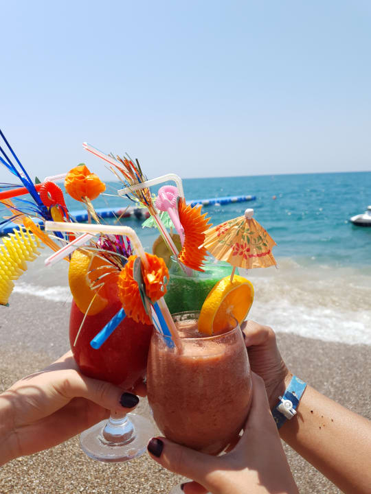 Strand J'adore Deluxe Hotel & Spa