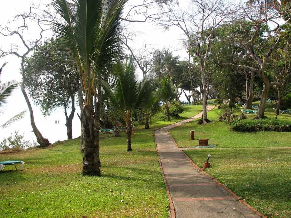 Ogród Baobab Beach Resort & Spa