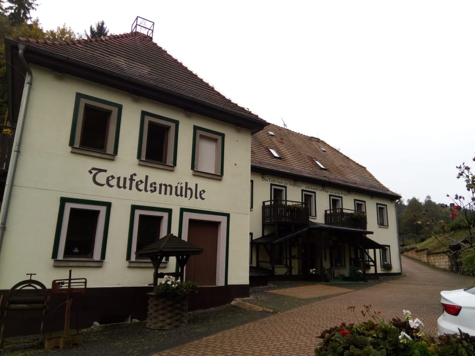 Außenansicht Gasthof & Hotel Teufelsmühle