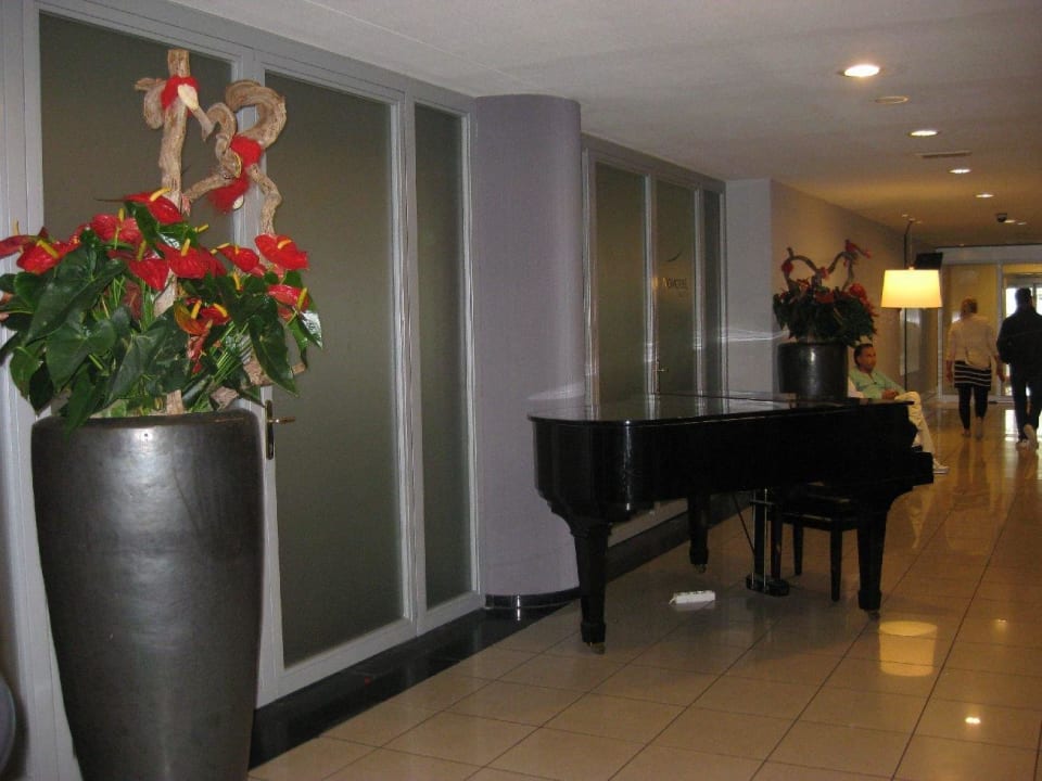 Halle Novotel Den Haag World Forum