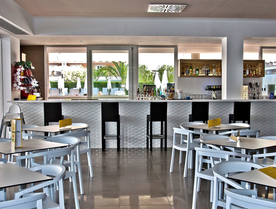 Bar BQ Delfin Azul Hotel