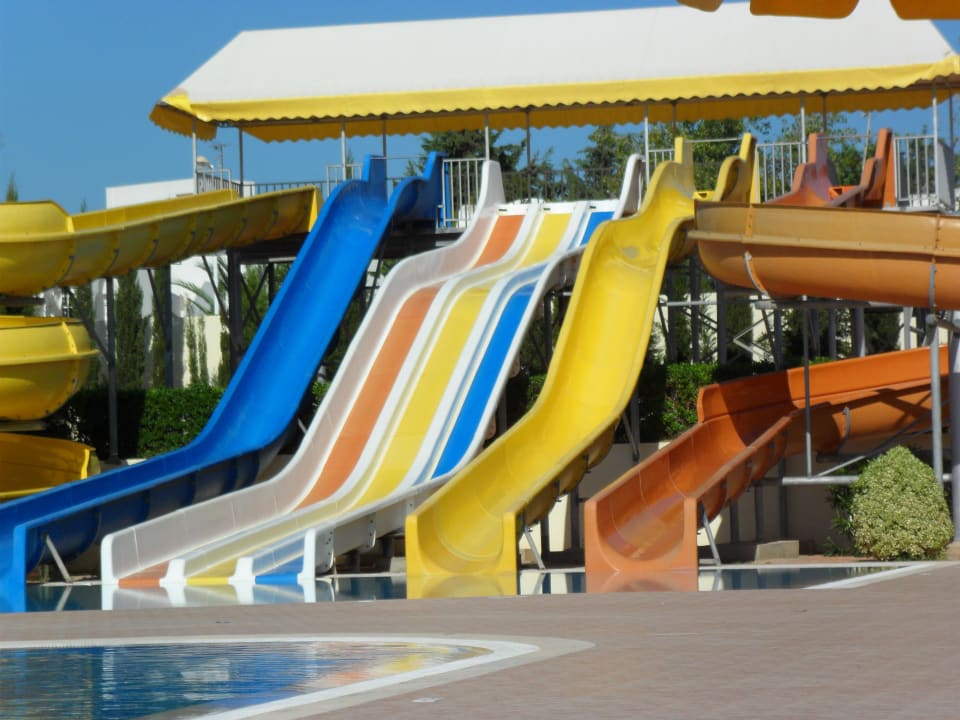 Pool mit Rutschen Omar Khayam Resort & Aquapark