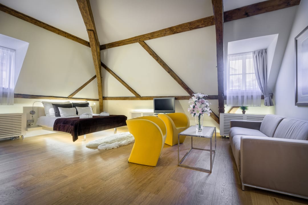 Zimmer Hotel Three Storks