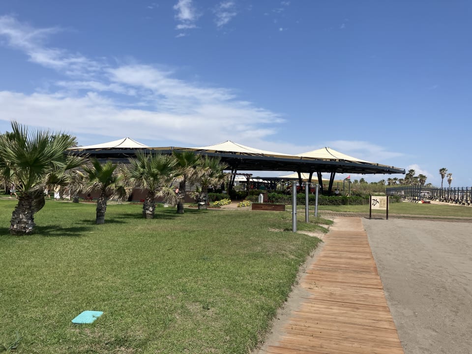 Gastro Xanadu Resort Hotel