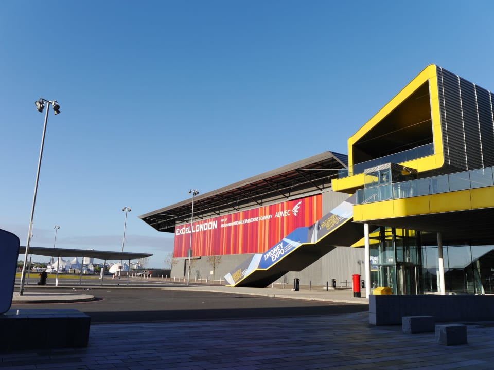 Blick auf das Messegelände vom Hotel aus Hotel Aloft London ExCel