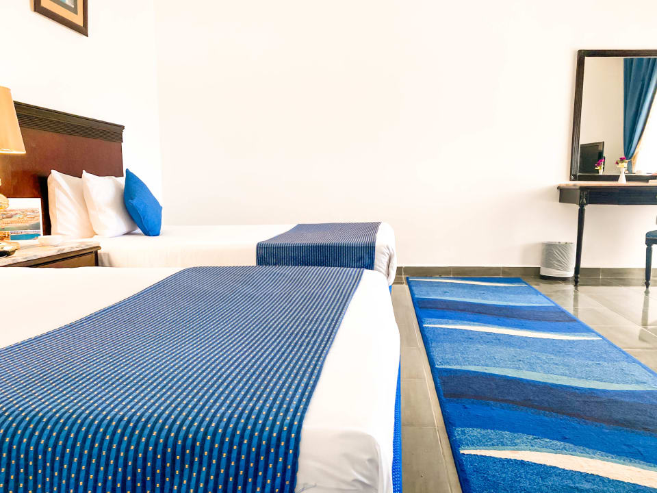 Zimmer White Valley Palace