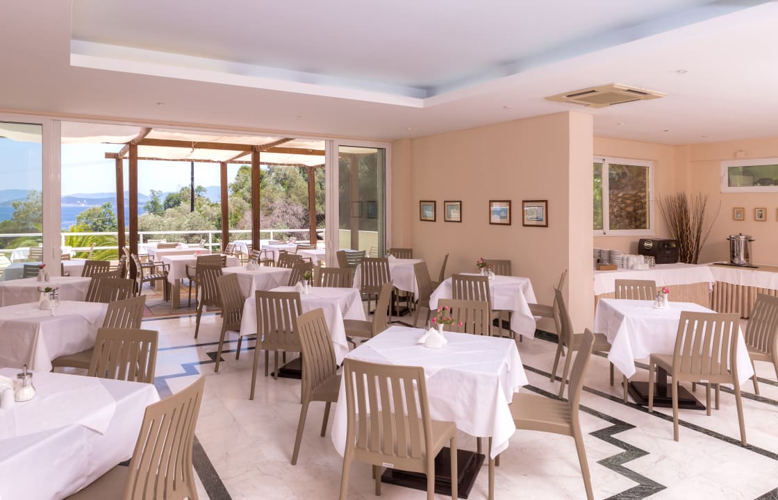 Gastro Kanapitsa Mare Hotel