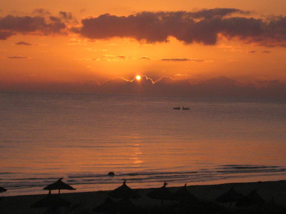 Sonnenaufgang Calimera Yati Beach