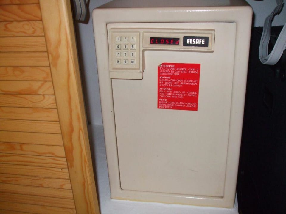 Safe Artemisa Gay Bungalows