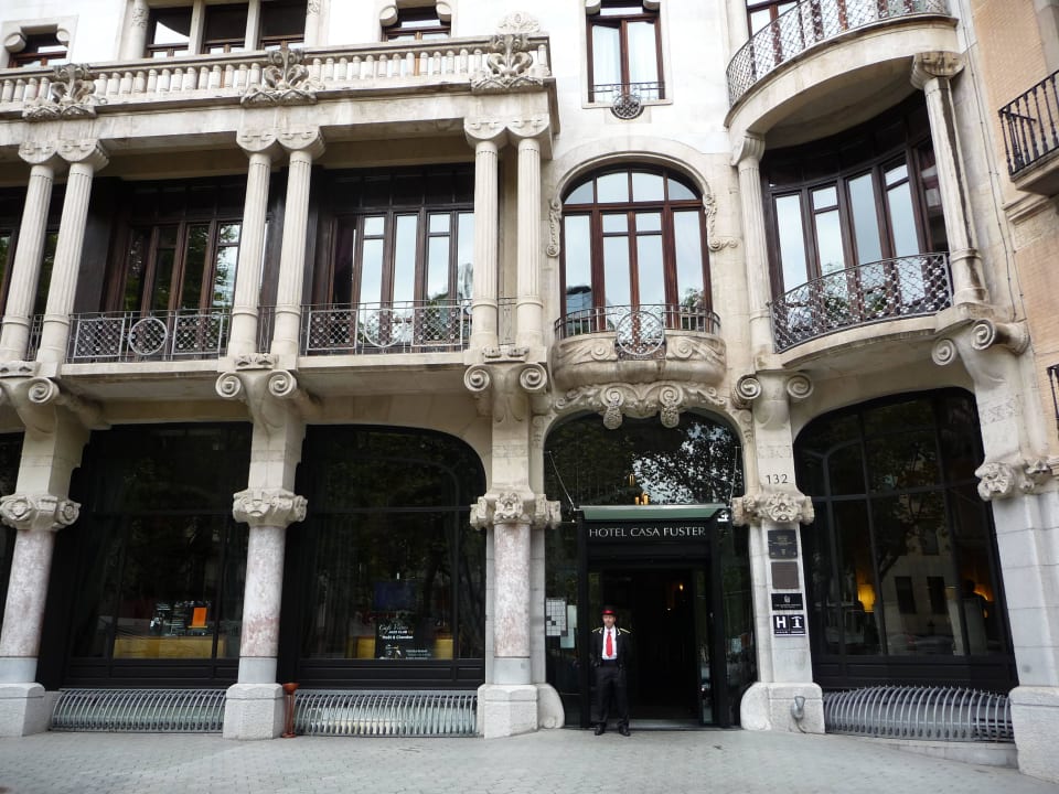 Eingang Hotel Casa Fuster