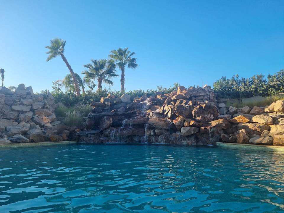 Pool Fort Arabesque Resort, Spa & Villas