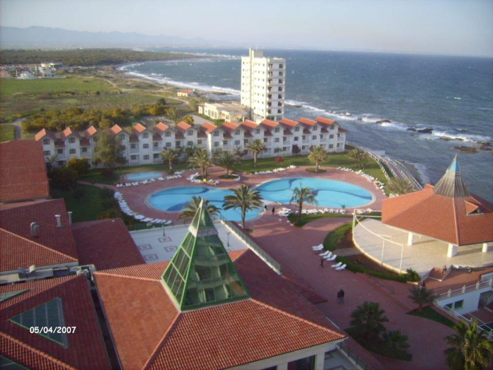 Anlage mit Pool Salamis Bay Conti Resort Hotel & Casino