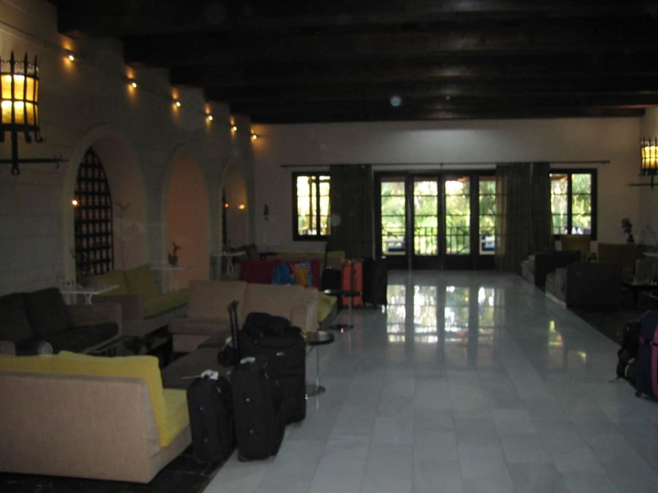 Hotelhalle Apollonia Beach Resort & Spa