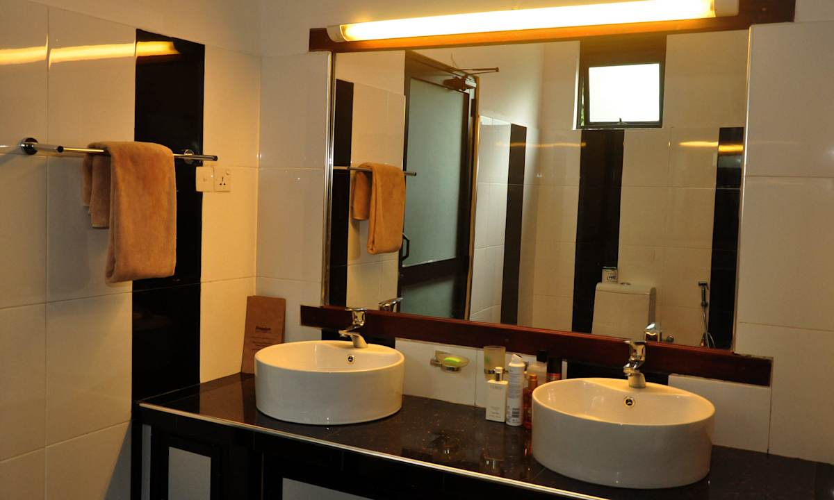 WASH ROOM SUPER DELUX Pension MPS Village