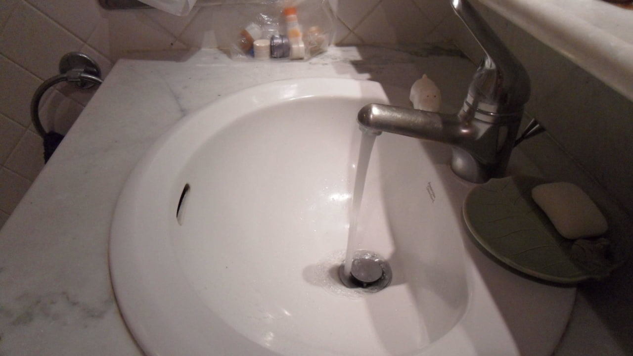 Bad, winziges Waschbecken Club Med Phuket