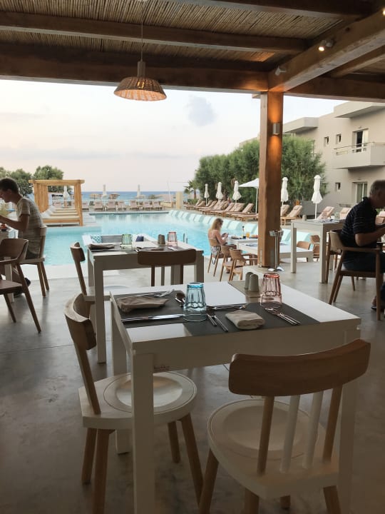 Gastro Paralos Lifestyle Beach