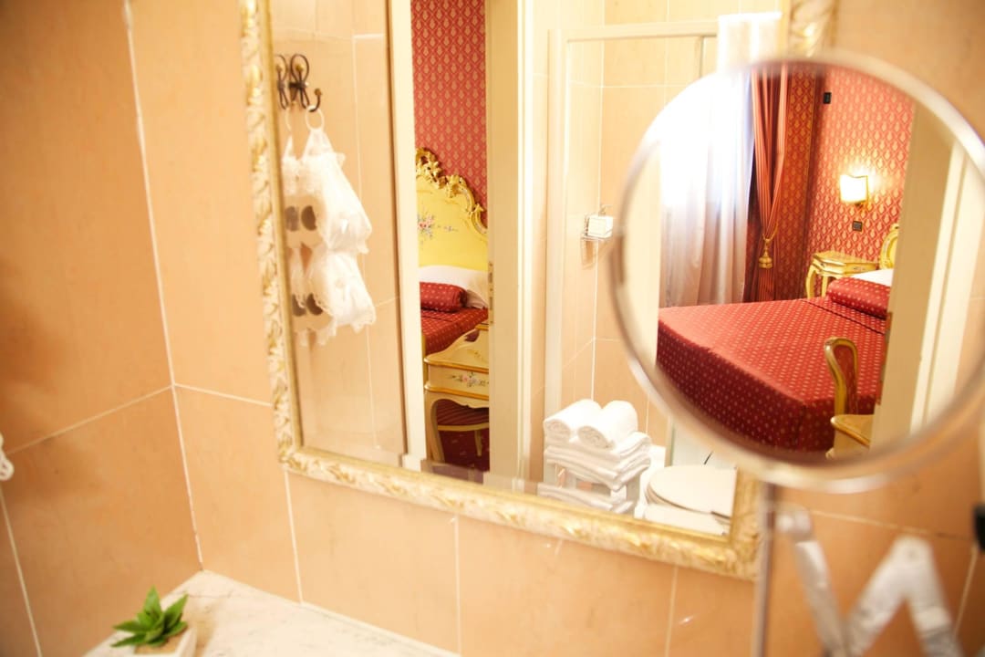 Private bathroom  Hotel Ca' Morosini