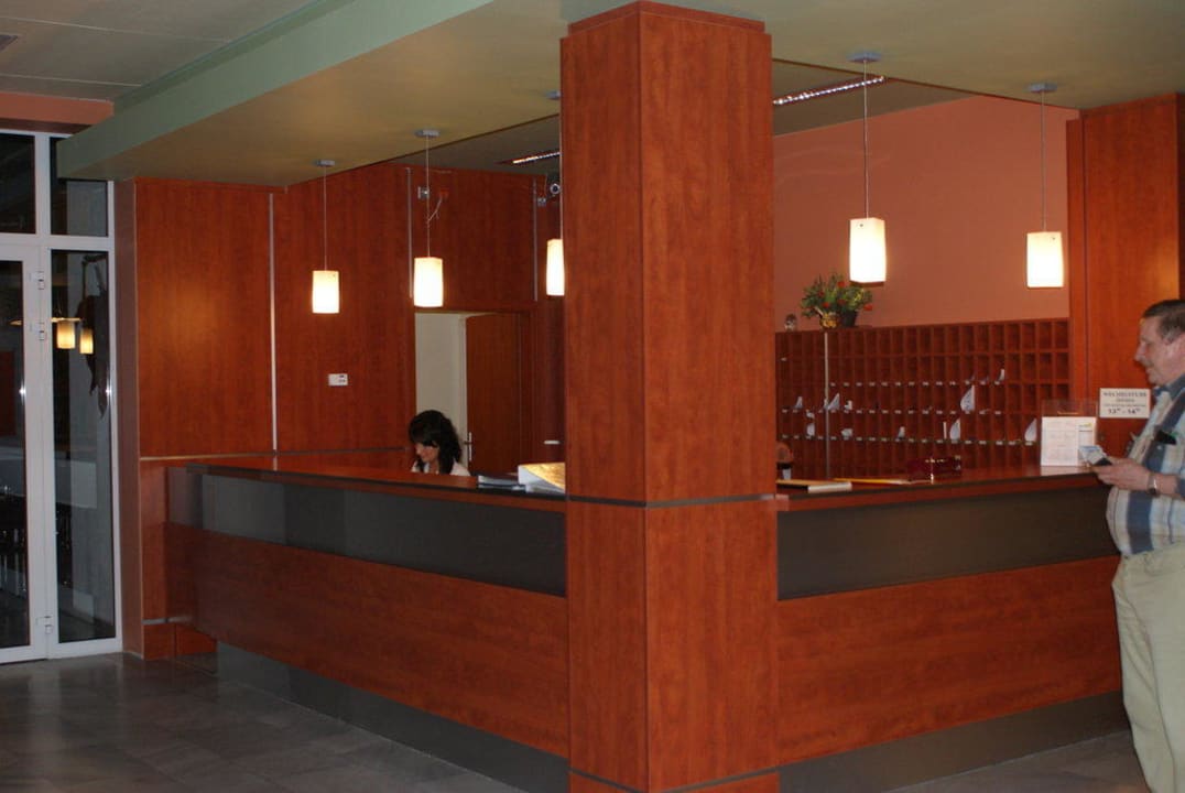 Recepcja San Medical SPA