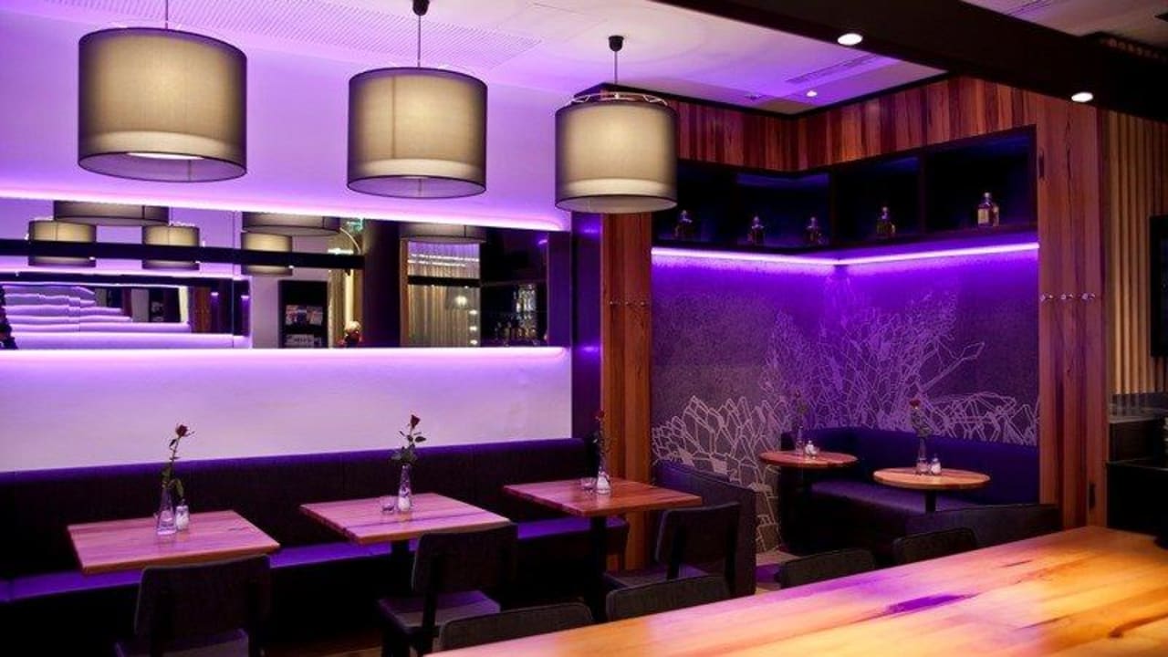 Cafehaus/Frühstücksraum Hotel Garni Wallern