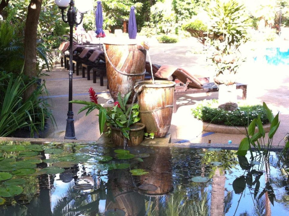 Wasserspiel am Restaurant The Fair House Beach Resort