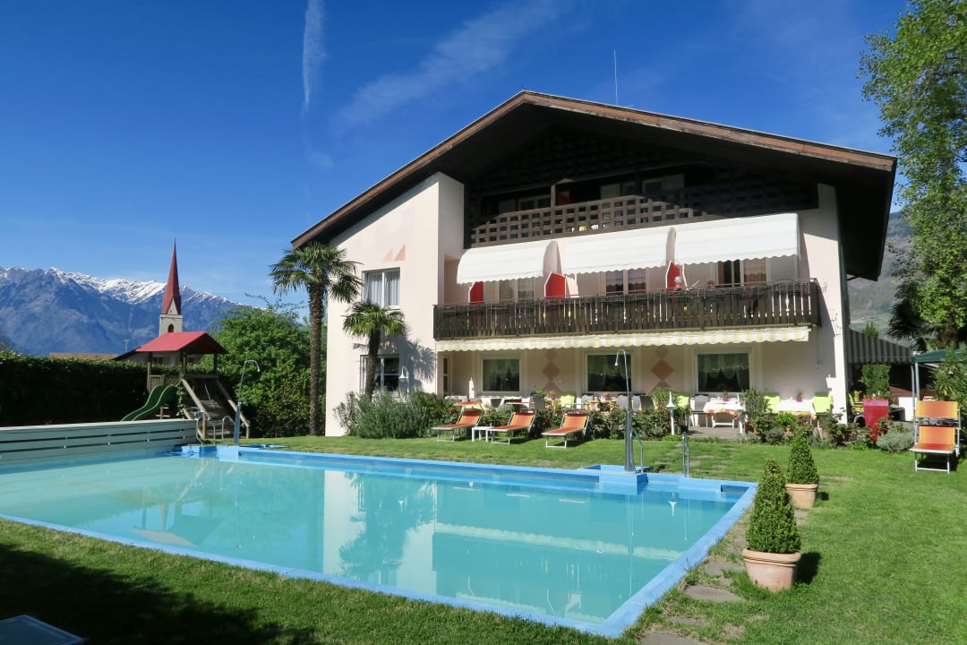 Außenansicht Hotel Burgleitenhof