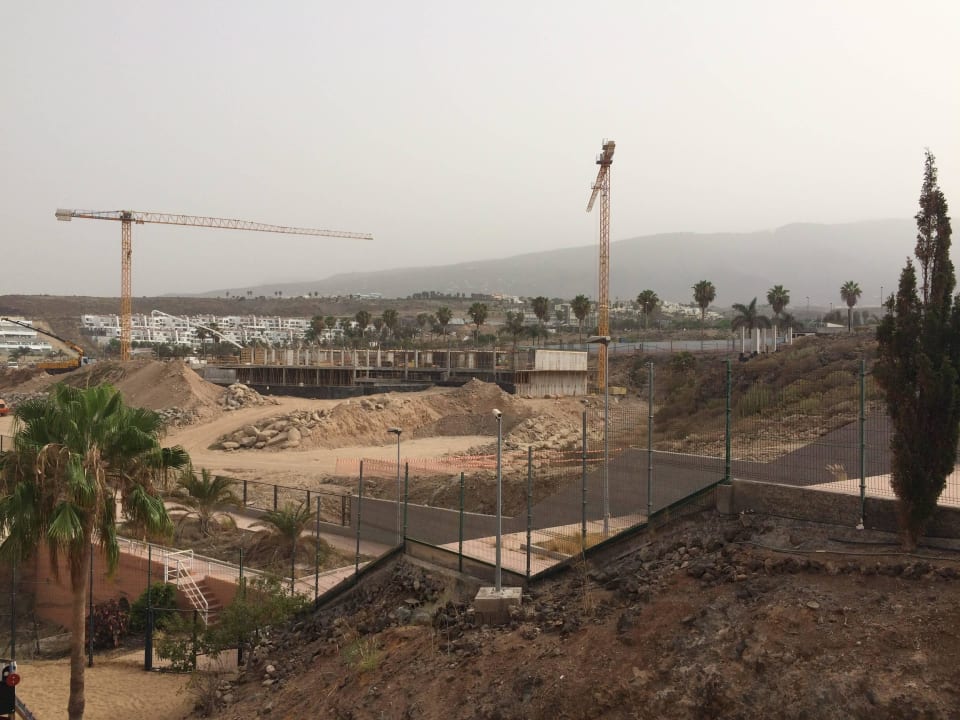 Große Baustelle direkt neben dem Hotel HOVIMA Jardin Caleta