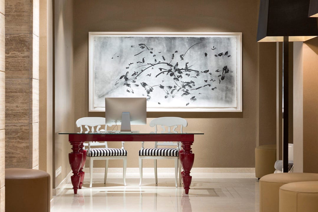 Das Kunstkonzept: Tanz & Musik The Harmonie Vienna, BW Premier Collection