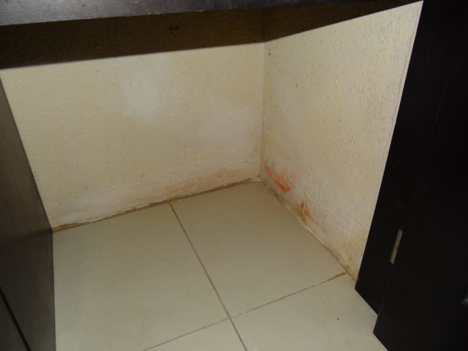 Kleiderschrank Sandos Playacar Select Club Adults only - All Inclusive