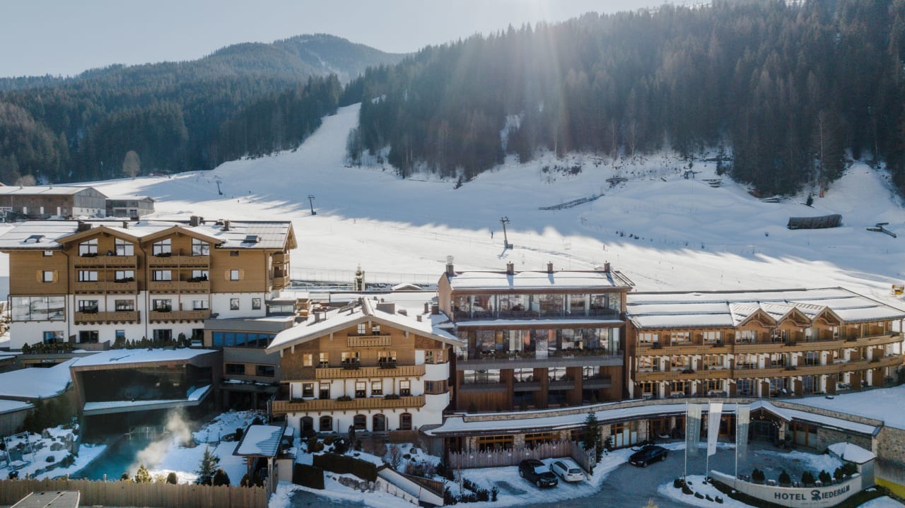 Außenansicht Hotel Riederalm