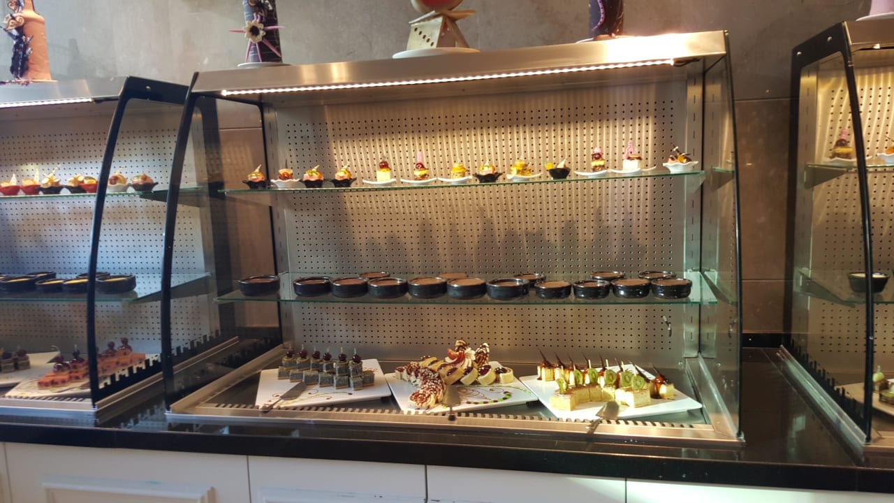 Lecker Well Palace Side