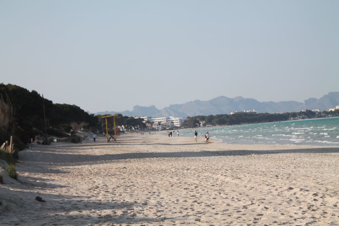Unberührt im März Playa Esperanza Resort