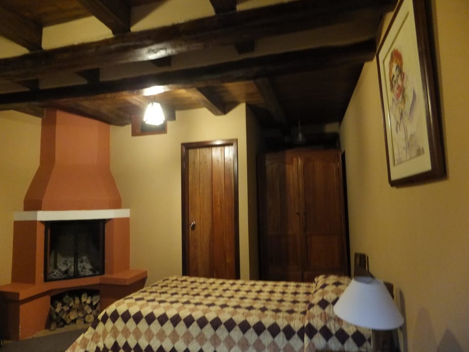 Kamin im Doppelzimmer Hacienda Leito