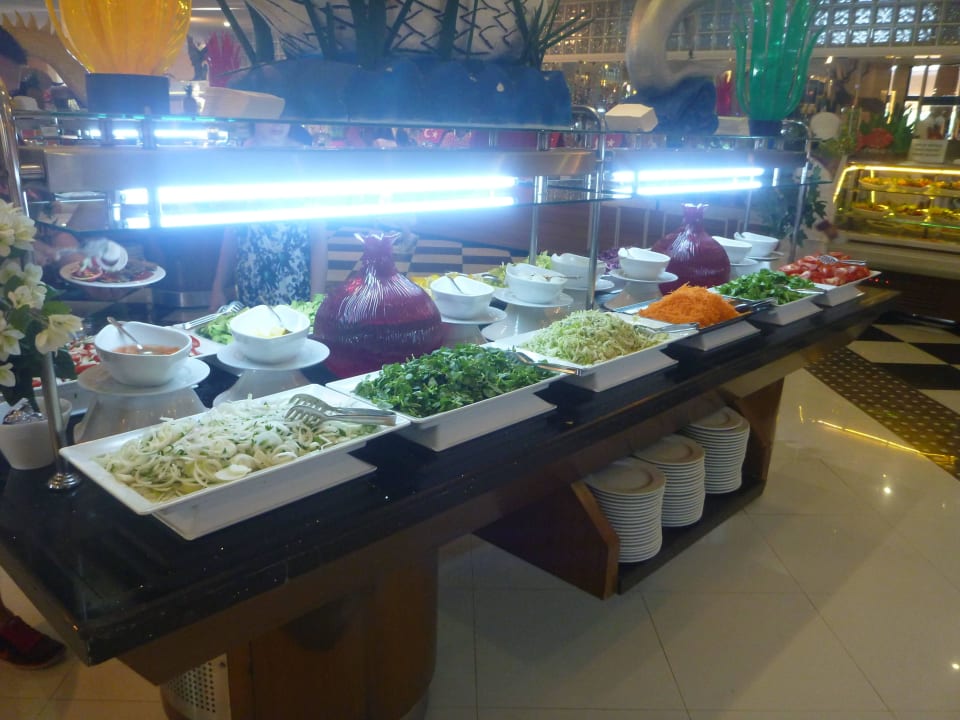 Salate am Buffet Delphin Deluxe Resort